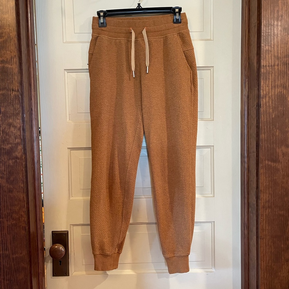 Lululemon Joggers Pants - Women’s Size 4 - Warm Down - Brown Tan